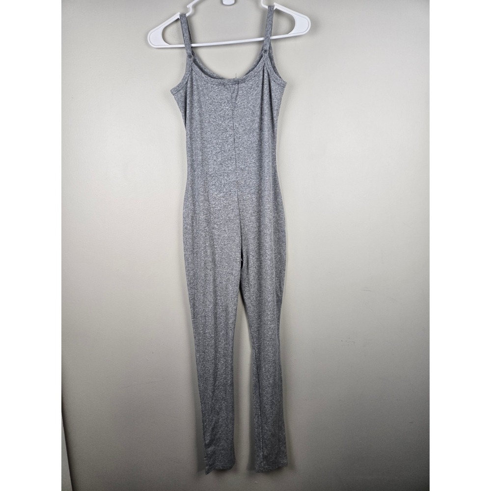 Fashion Nova Neila Ribbed Jumpsuit Heather Grey Medium Sleeveless Scoop Neck NEW - Picture 8 of 8